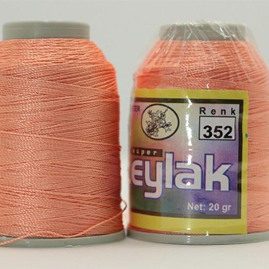 Leylak 20 gr Polyester İpliği 352 Leylak 20 gr Polyester İpliği 352